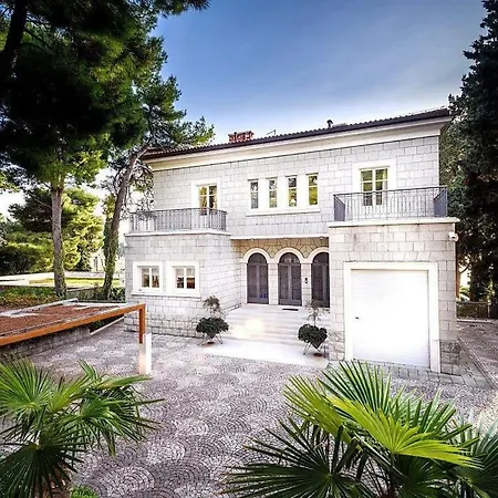 Villa Fancy Modern With Deluxe Interior Spalato