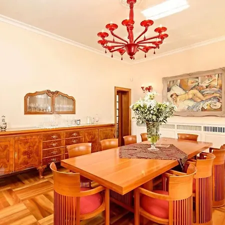 Fancy Modern With Deluxe Interior * Spalato