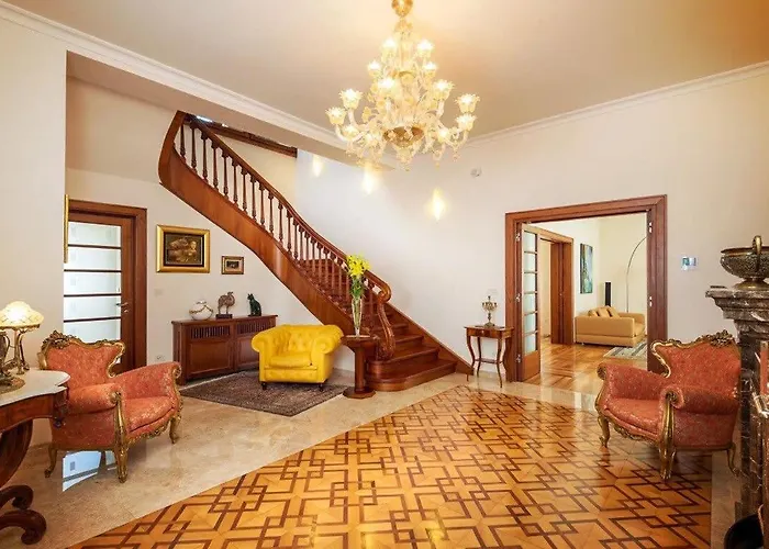 Fancy Modern With Deluxe Interior * 斯普利特
