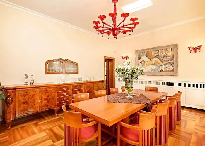 Fancy Modern With Deluxe Interior * 斯普利特